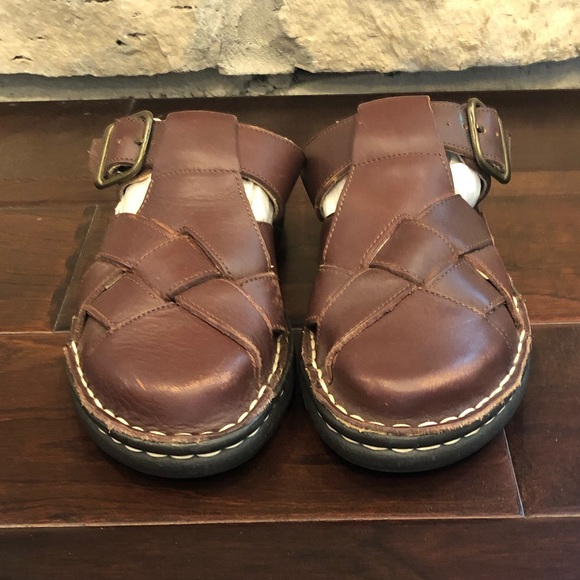 white mountain leather shoes